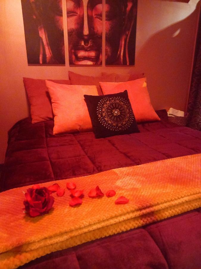 Love Room, Les Nuitees Secretes De Rouen Darnétal Exteriér fotografie